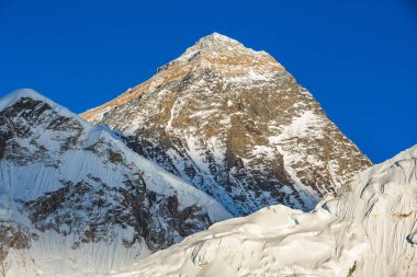 Kala Patar Dağı 'ndan Everest' in görüntüsü