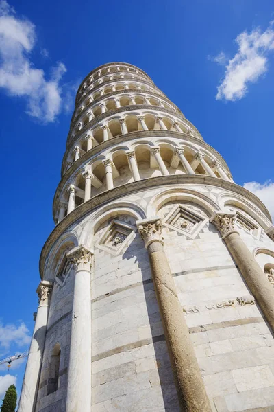 Pisa Tornet Blå Himmel Bakgrund Italienska Landmärke — Stockfoto
