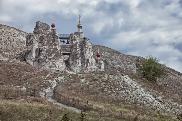 Мелодичные Скалы Костомаровский Спасский Монастырь Воронежская Область Россия — стоковое фото