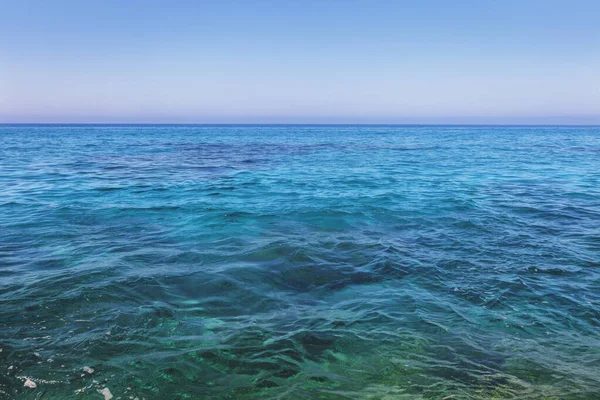 Paisagem Marítima Mediterrânica Transparente Turquesa Perto Ilha Chipre — Fotografia de Stock