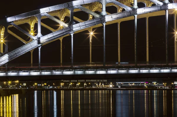 Bolscheokhtinsky Brücke Nacht Ansicht — Stockfoto