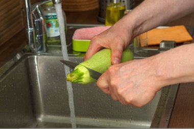 Kızarmış kabak hazırlanması