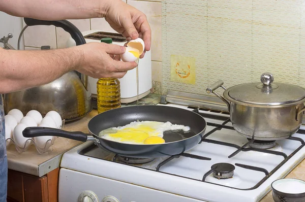 Kızarmış yumurta. Yakın çekim