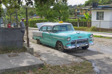 Havana, Küba - 04 Ocak 2018: Bir retro klasik Amerikan otomobil pa
