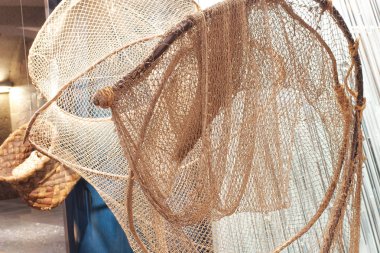 Geniş hacimli balıkçılık için eski kafes