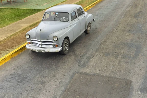 VARADERO, CUBA - JANUARY 05, 2018: A retro classic American car — Stock Photo, Image