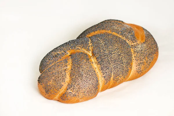 Braided Loaf Poppy Seed Challah Closeup Light Background Delicious Healthy — Stock Photo, Image