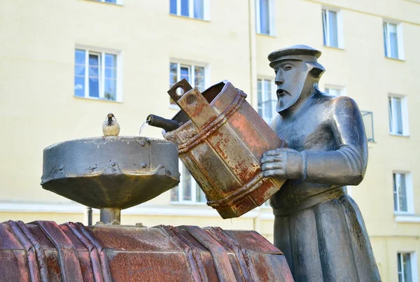 Fragment of the monument -  fountain of Kronstadt water carrier. — Stock Photo, Image