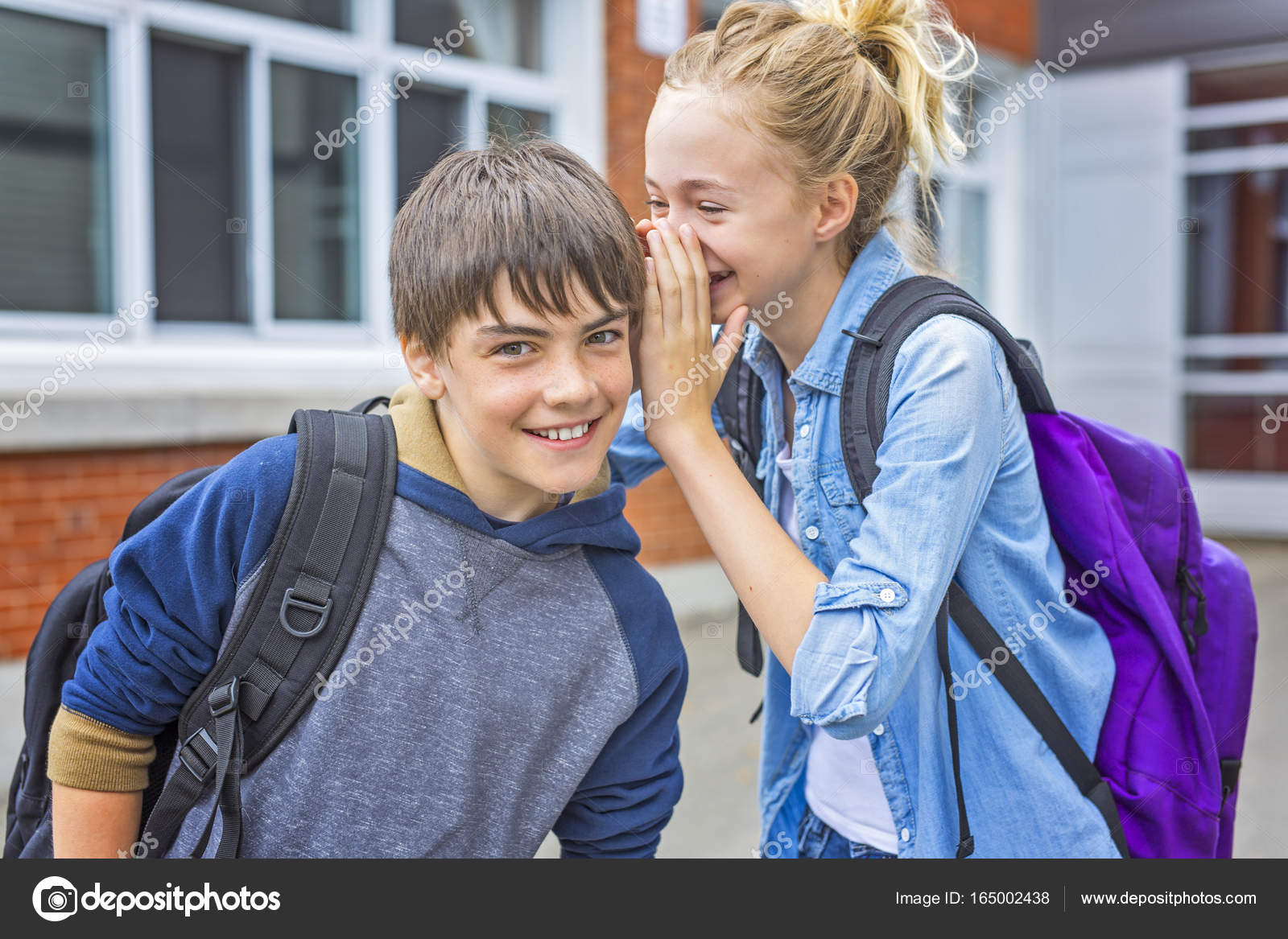 Как понравится мальчику. Юноши и девушки в школе. Рисунки чтобы понравиться мальчику. Как понравиться парню в 9 лет. Как понравиться мальчику из класса.