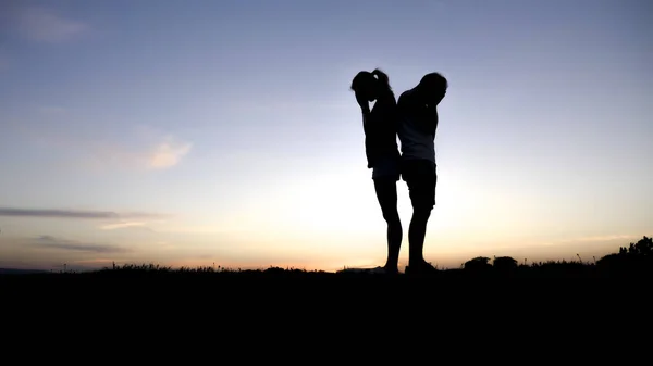 Couple silhouette breaking up a relation — Stock Photo, Image