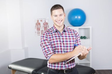 physiotherapist rehabilitating at job clipart