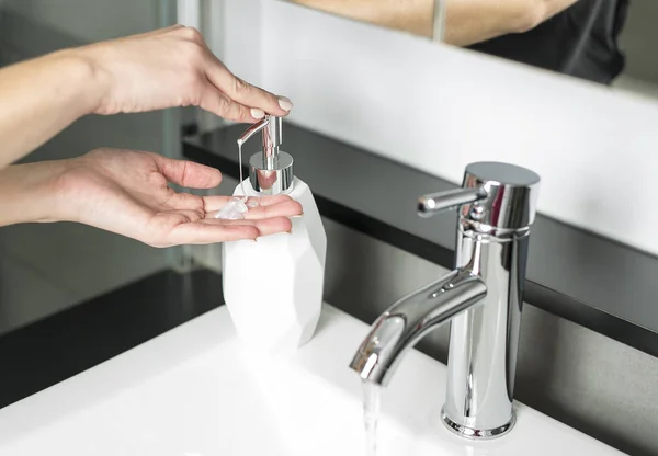 Temizlik hijyen yıkama eller . — Stok fotoğraf