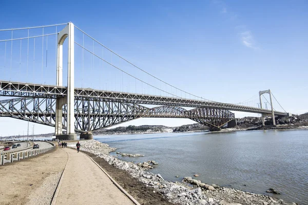 Panorama del Pont de Quebec nella stagione primaverile — Foto Stock