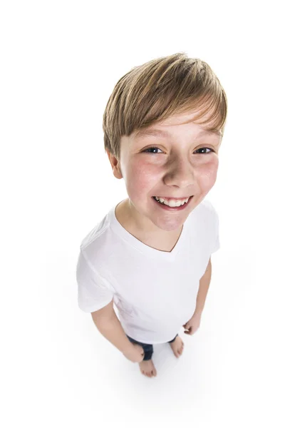 Gyermek portréja. vicces kis fiú stúdió fehér háttér — Stock Fotó