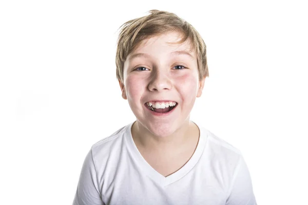 Retrato de niño. divertido niño en el estudio de fondo blanco —  Fotos de Stock