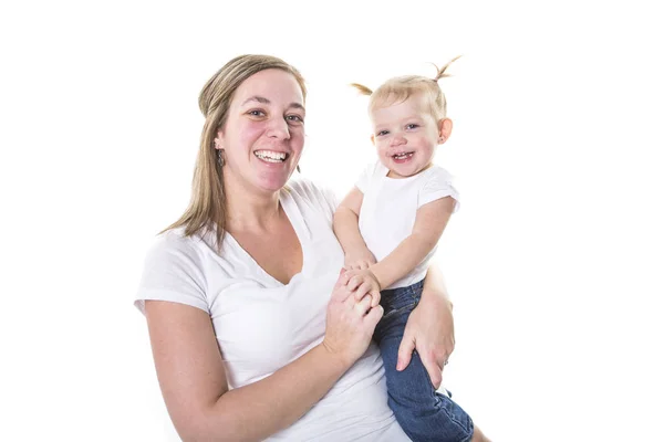 Amorevole madre tenendo bambino ragazzo isolato su bianco — Foto Stock