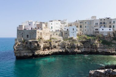 Polignano bir kısrak görüntülemek, Apulia, İtalya