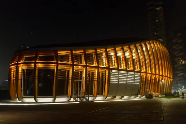 Milan, İtalya, Finans Merkezi Görünümü — Stok fotoğraf