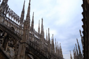 Milano Katedrali'ne, Duomo di Milano, görünümü. Ünlü İtalyan Simgesel Yapı