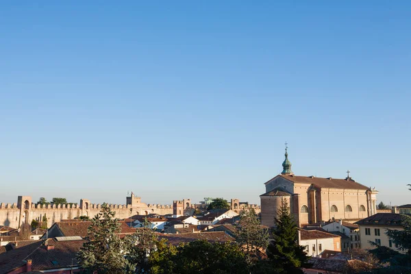 Vista de Cittadella, ciudad amurallada en Italia — Foto de Stock