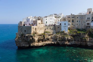 Polignano bir kısrak görüntülemek, Apulia, İtalya