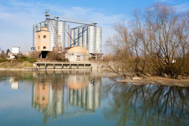 Fabrika, sanayi Arkeoloji terk edilmiş. İtalya
