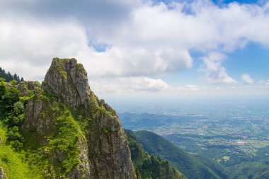 Dağ Tepesi Manzarası