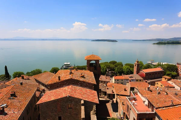 Lake Trasimeno görünümü, İtalya