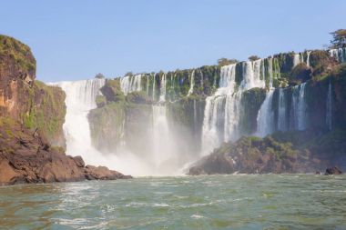 Iguazu görünümü, Arjantin düşüyor