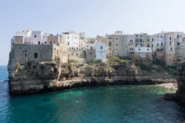 Polignano a mare widok, Apulia, Włochy — Zdjęcie stockowe