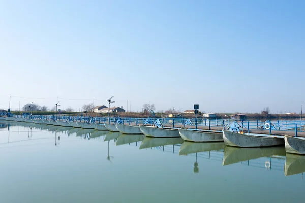 Brug van boten perspectief weergave — Stockfoto