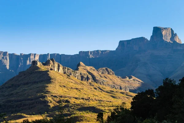 South African landmark, Amphitheatre from Royal Natal National P — Stock Photo, Image