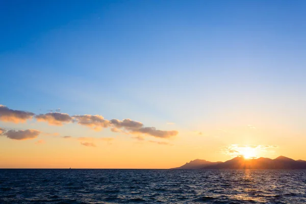 Tramonto dal porto di Cannes, Francia — Foto Stock