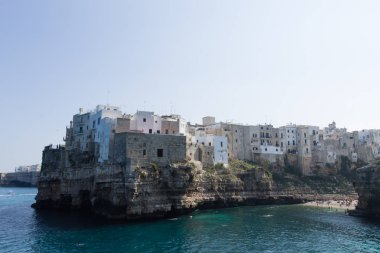 Polignano bir kısrak görüntülemek, Apulia, İtalya