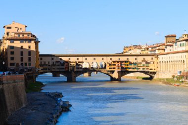 Eski Köprü görünümü, Florence, İtalya
