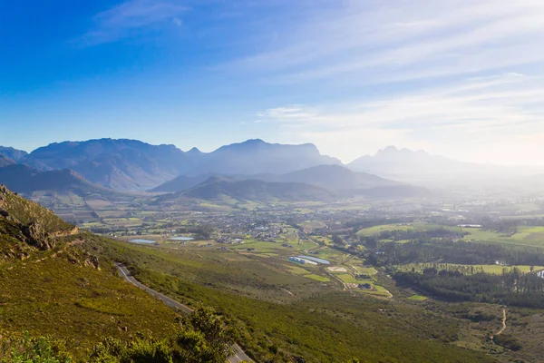 Paisagem vinícola de Franschhoek, África do Sul panorama — Fotografia de Stock