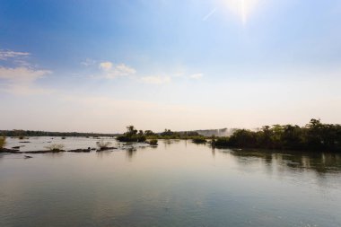 Iguazu yataydan Milli Parkı, Arjantin düşüyor. Dünya mirası. Güney Amerika sergüzeşt seyahat etmek