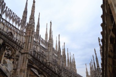 Milano Katedrali'ne, Duomo di Milano, görünümü. Ünlü İtalyan Simgesel Yapı