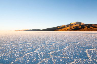 Salar de Uyuni,Cerro Tunupa view