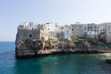 Polignano bir kısrak görüntülemek, Apulia, İtalya