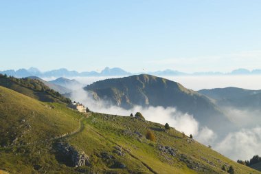 Dağ manzarası. Grappa Dağı Panoraması, İtalyan Alpleri