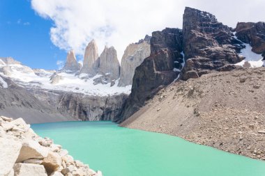 Torres del Paine Manzarası, Las Torres Üssü, Şili