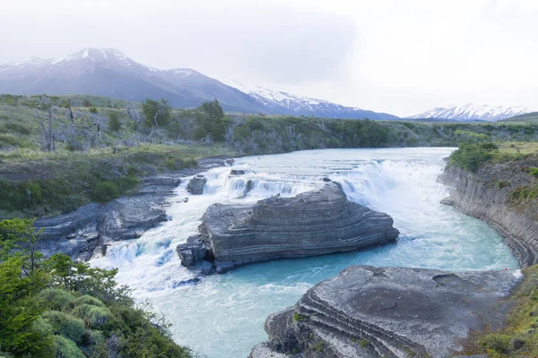 Cascada Paine Waterfall View, Torres del Paine, Chili — Stockfoto