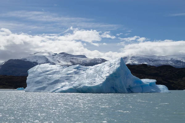 Icebergs Flutuando Lago Argentino Paisagem Patagônia Argentina Lago Argentino — Fotografia de Stock