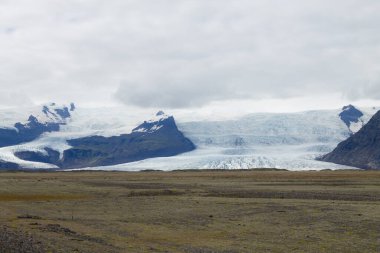 İzlanda Buzulu. Vatnajokull buzulun görünümü, Güney İzlanda manzara.