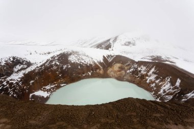 Askja, İzlanda 'da Viti kalderası. İzlanda 'nın merkezi dağlık bölgeleri. Volkanik görünüm
