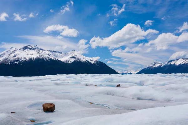 Caminando Por Glaciar Perito Moreno Patagonia Argentina Paisaje Patagónico —  Fotos de Stock