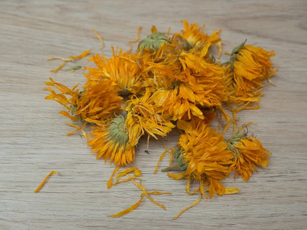 Dried marigold flowers — Stock Photo, Image