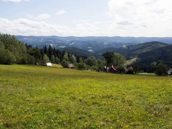 Schwindelerregende Berge — Stockfoto