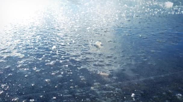 Superfície congelada do lago . — Vídeo de Stock